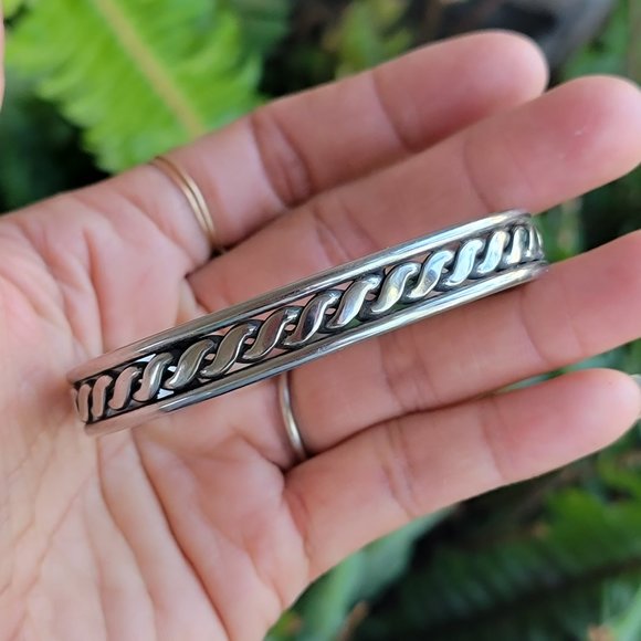 Beautiful Southwestern silver twisted braided rope smooth band bracelet cuff - Picture 8 of 12